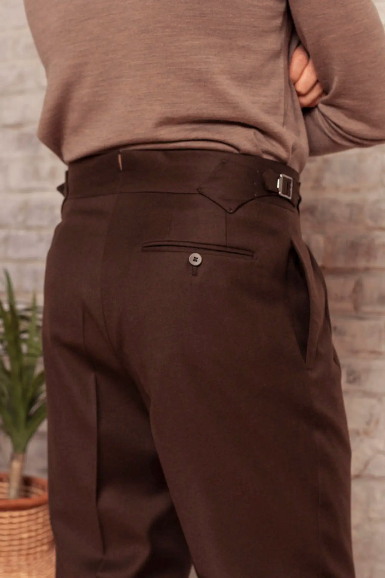 Gianni | Pantalone a vita alta con fibbia