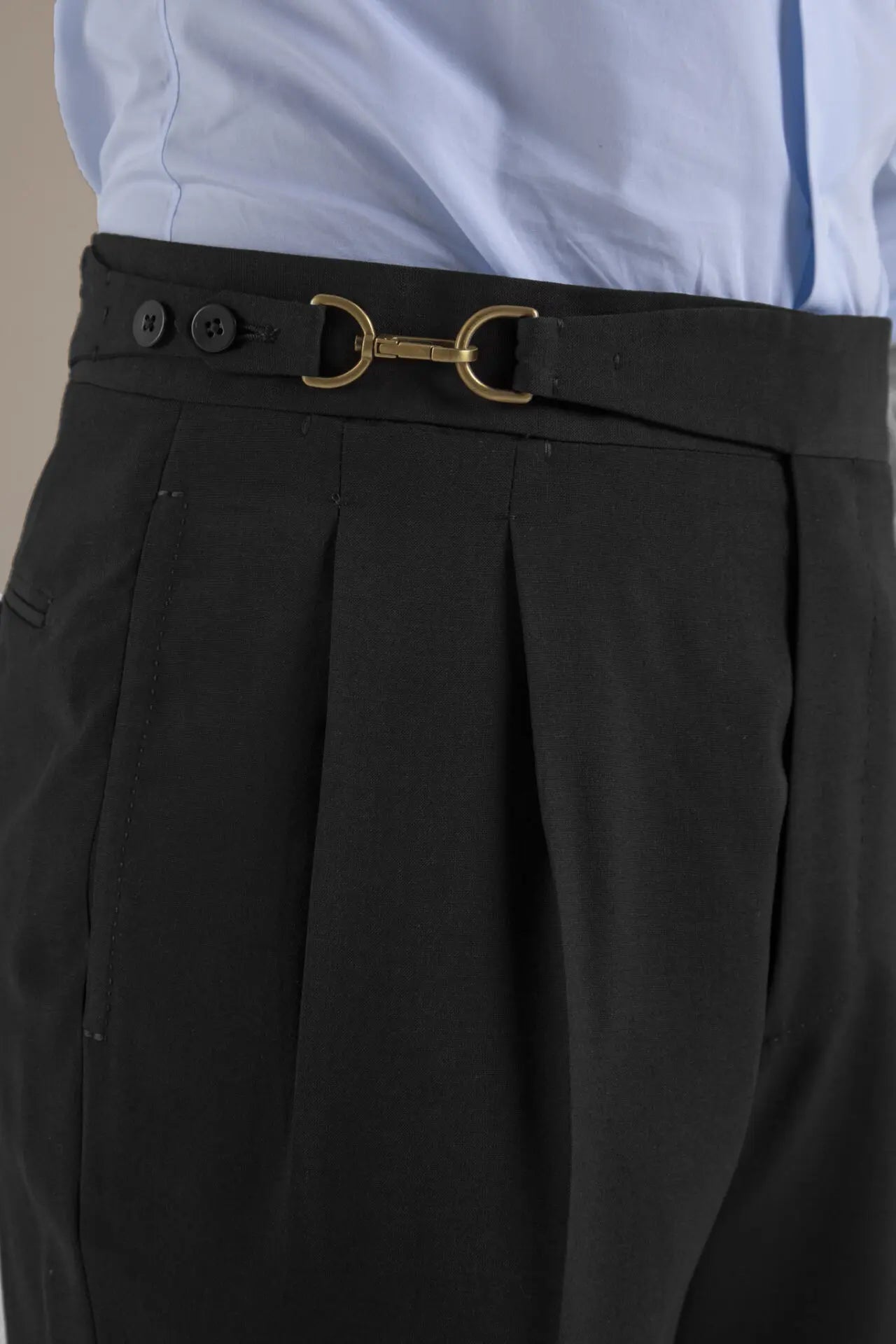 Brando | Pantalone a vita alta con moschettone